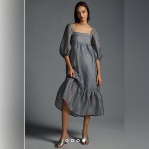 ANTHROPLOGIE NWT Gray Textured Puff Sleeve MIDI Dress Medium